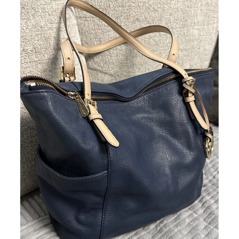 Michael Kors Navy Zip Top Tote Bag Gold Hardware w/ MK Charm Lined Pockets